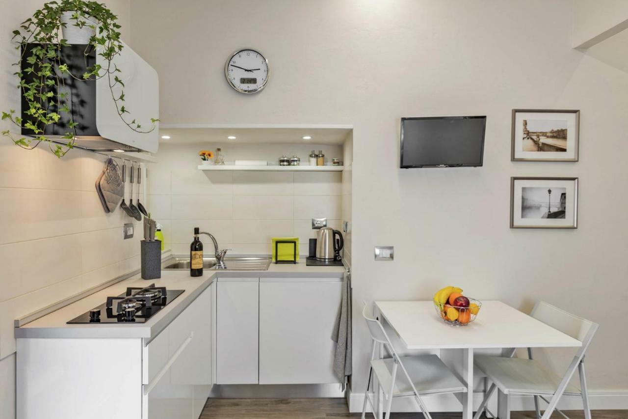 Little Suite Fortezza ฟลอเรนซ์ ภายนอก รูปภาพ